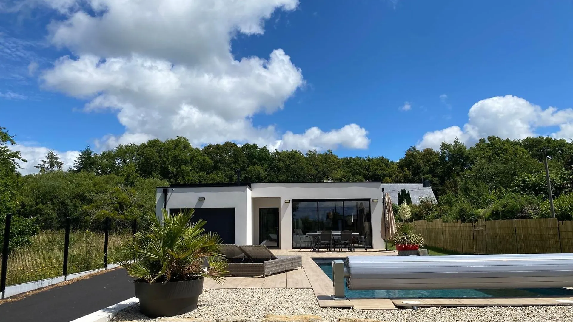 Maison Neuve Avec Piscine Mussain 0*,  France
